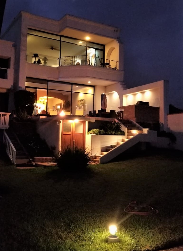 ZCasa-Marena-BackView - Copy.jpg